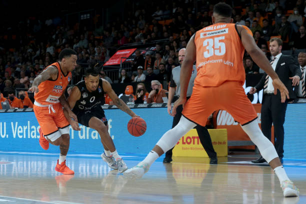 对他做了明 对他做了明