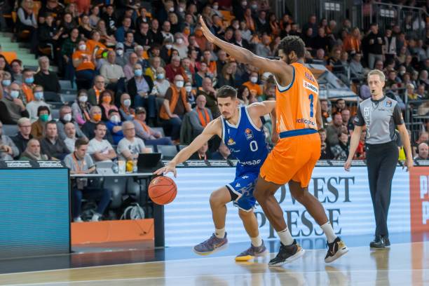 凶狠的扣杀 凶狠的扣杀